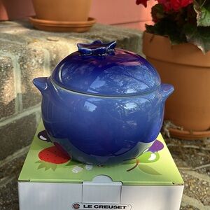 Le Creuset Blueberry Cocotte